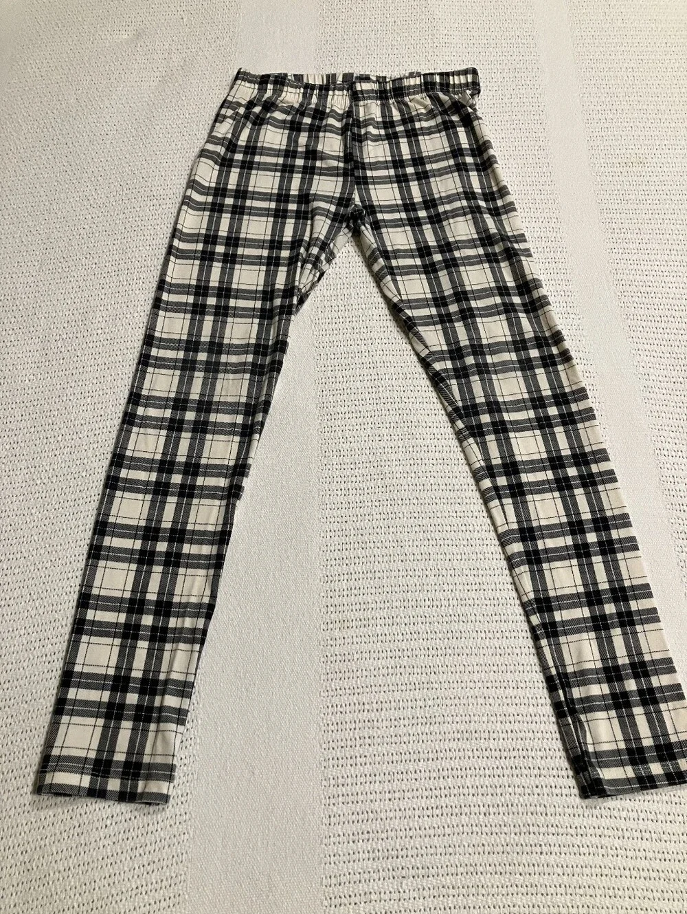 $2 If Bundled. Black & White Plaid Leggings